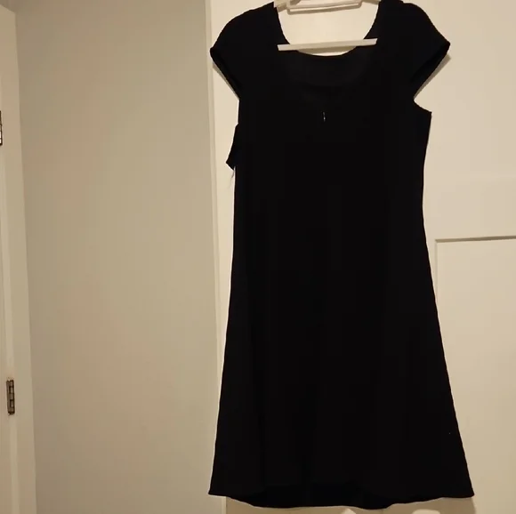 St. John Collection Black Mini Dress - Picture 5 of 5